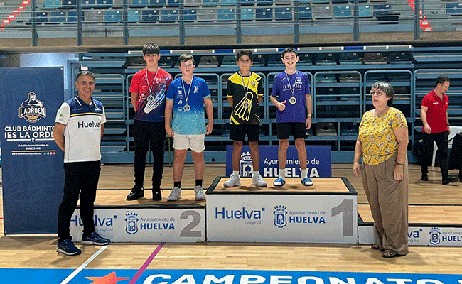 El bádminton baenense conquista cinco títulos en Huelva y Córdoba con María Mérida, Pablo López y Eli Cantero como protagonistas
