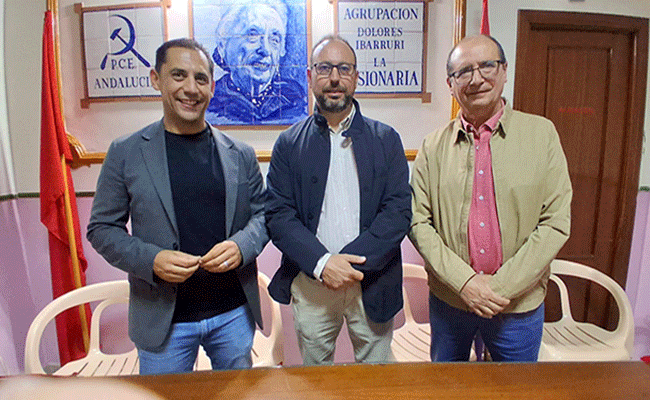 Raúl Valentín Jiménez toma el relevo de Salvador Cubero como candidato de IU en Doña Mencía a las municipales de mayo 2027